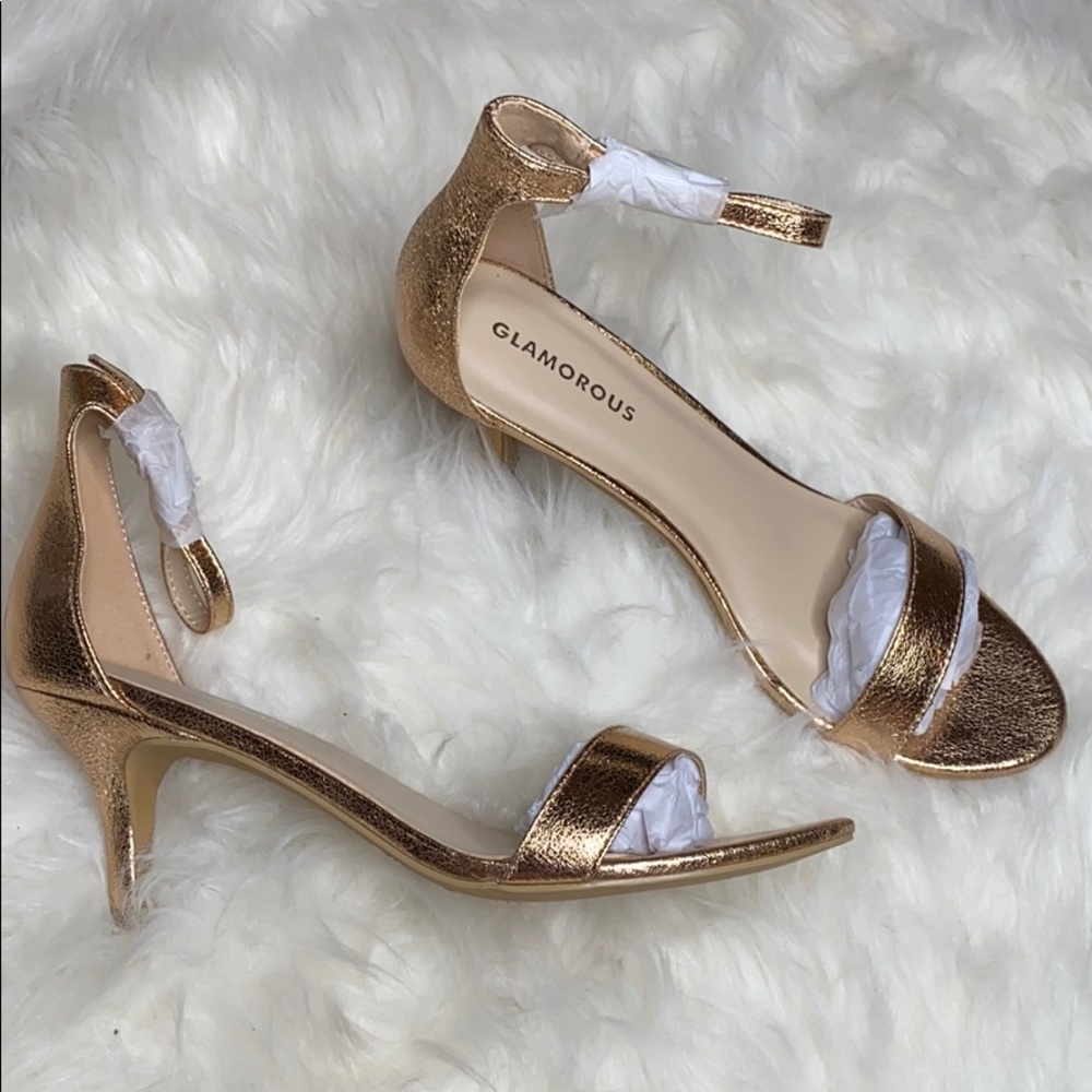 GLAMOROUS kitten heels